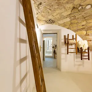 Crobi Museum And Bed & Breakfast